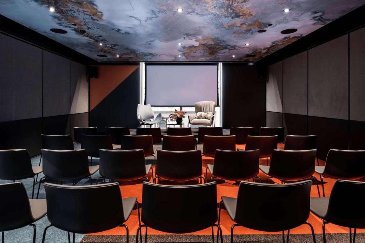 Qt Perth Hotell Eksteriør bilde The 3D cinema