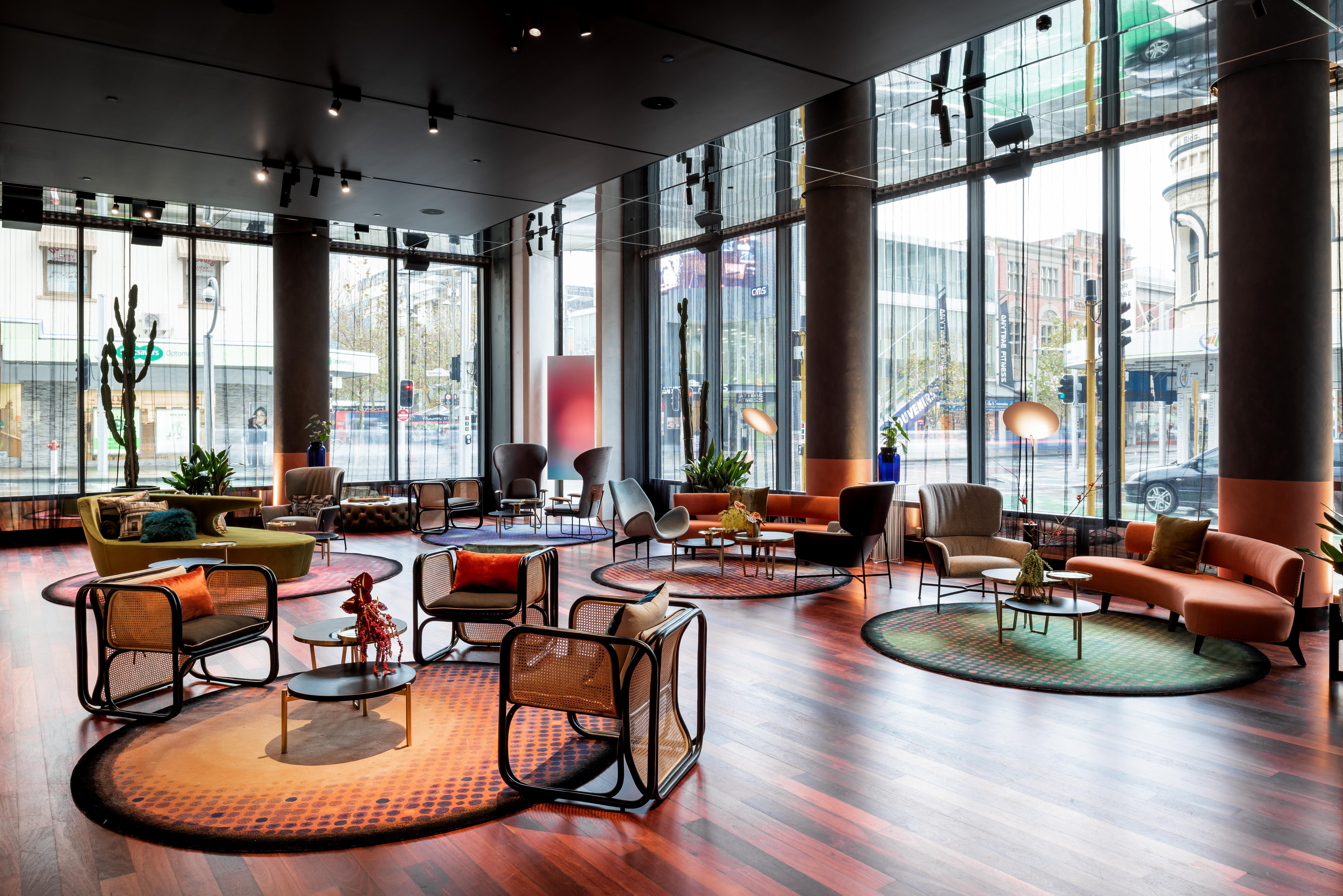 Qt Perth Hotell Eksteriør bilde The lobby of the hotel
