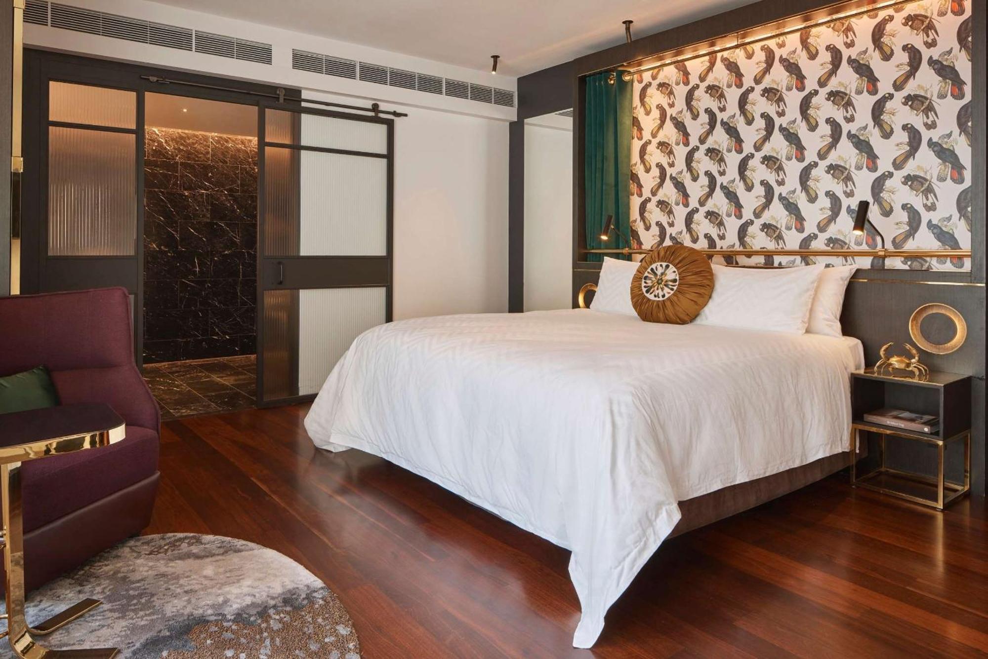Qt Perth Hotell Eksteriør bilde A bedroom at the hotel